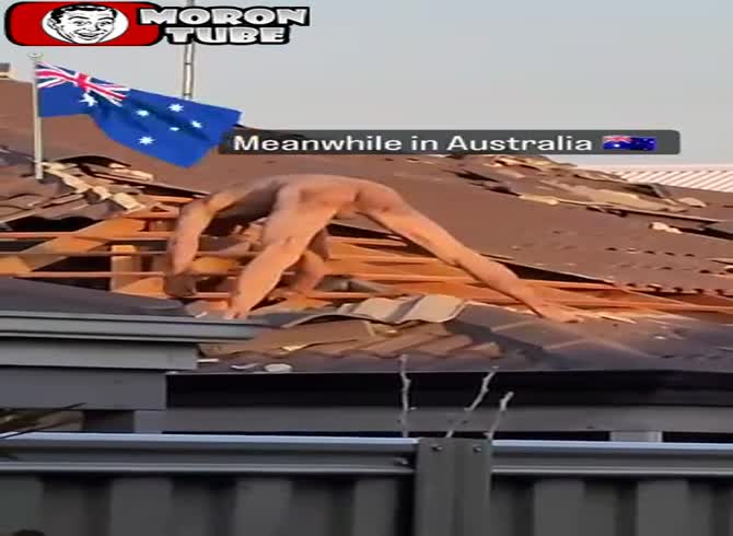 Video :He takes off every tile from a roof while naked